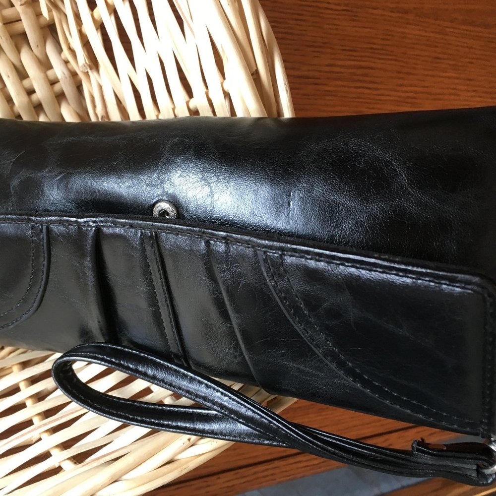 Clutch purse